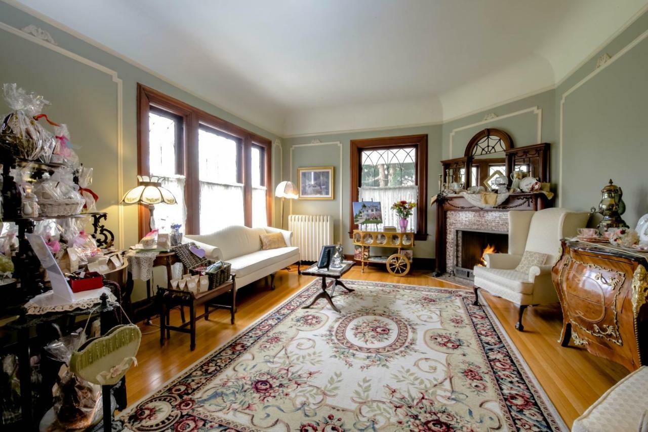 600 Main, A Bed & Breakfast And Victorian Tea Room Toms River Exterior foto